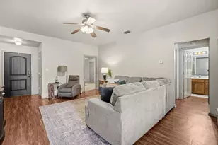 126 Black Forest Dr, Weatherford, TX 76086 - Photo 10