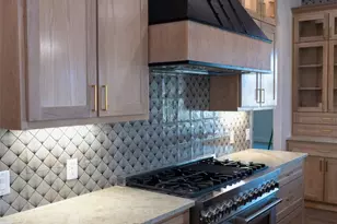 6300 Big Elk Dr, Mansfield, TX 76140 - Photo 8