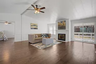 365 Penny Ln, Roanoke, TX 76262 - Photo 8