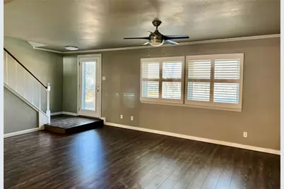 458 Westview Terrace, Arlington, TX 76013 - Photo 2