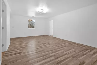 909 E Sears Street, Denison, TX 75021 - Photo 12