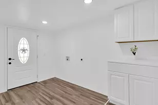 909 E Sears St, Denison, TX 75021 - Photo 20