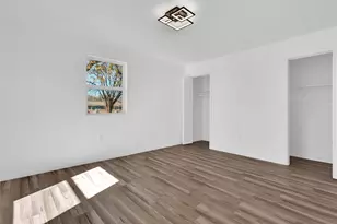 909 E Sears St, Denison, TX 75021 - Photo 14