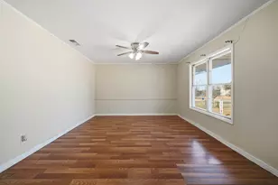 1306 Carr St, Hillsboro, TX 76645 - Photo 8