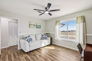 1012 Cowling Rd, Sanger, TX 76266 - Photo 10