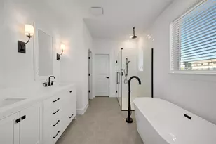 1011 Candlewyck Dr, Justin, TX 76247 - Photo 14