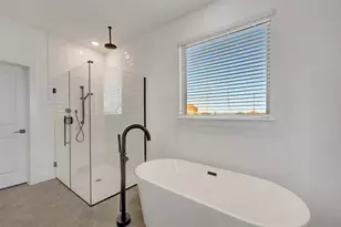 1011 Candlewyck Dr, Justin, TX 76247 - Photo 16