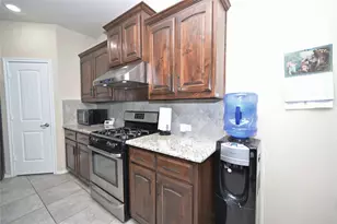 5021 Split Rock Dr, Denton, TX 76210 - Photo 8