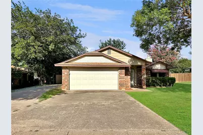 708 Crestview Drive, Kennedale, TX 76060 - Photo 1