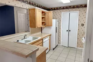 708 Crestview Dr, Kennedale, TX 76060 - Photo 2