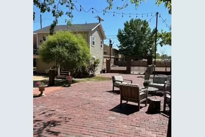 305 Davis Street N, Sulphur Springs, TX 75482 - Photo 32