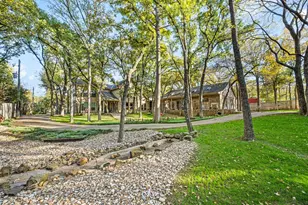 2800 Idlecreek Dr, Dalworthington Gardens, TX 76016 - Photo 4