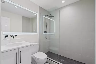 2 Parliament Place, Dallas, TX 75225 - Photo 20