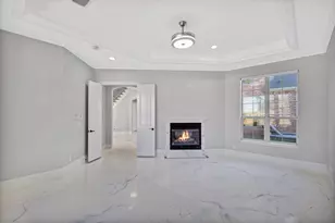 1004 Drake Dr, Euless, TX 76039 - Photo 2