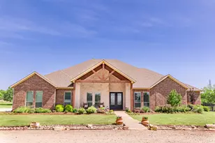1466 Co Rd 1270, Alvord, TX 76225 - Photo 2