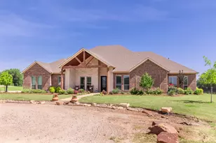 1466 Co Rd 1270, Alvord, TX 76225 - Photo 2
