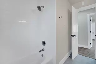 203 W Avenue K, Midlothian, TX 76065 - Photo 16