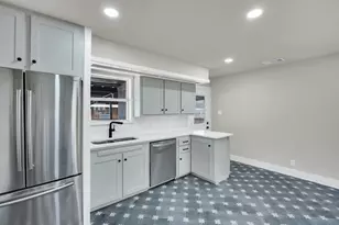 203 W Avenue K, Midlothian, TX 76065 - Photo 4