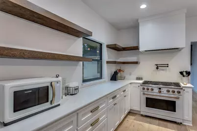 3120 Colcord Avenue, Waco, TX 76707 - Photo 10