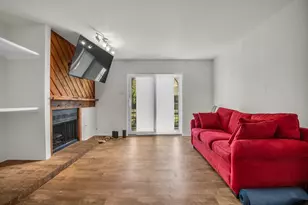 8109 Skillman St, Dallas, TX 75231 - Photo 10