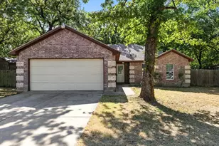 5720 Frisco Ave, Forest Hill, TX 76119 - Photo 1