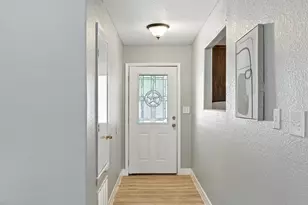 5720 Frisco Ave, Forest Hill, TX 76119 - Photo 4