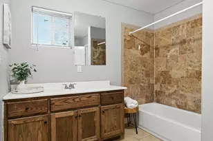 5720 Frisco Ave, Forest Hill, TX 76119 - Photo 22