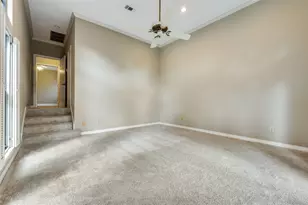 9126 Cochran Heights Dr, Dallas, TX 75220 - Photo 14