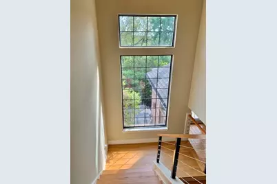 9126 Cochran Heights Drive, Dallas, TX 75220 - Photo 22