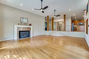 9126 Cochran Heights Dr, Dallas, TX 75220 - Photo 4