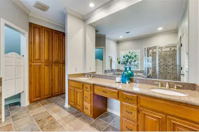 9126 Cochran Heights Drive, Dallas, TX 75220 - Photo 16