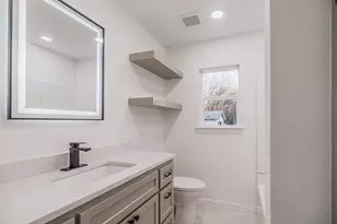 1019 E Walnut St, Hillsboro, TX 76645 - Photo 22