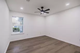 1019 E Walnut St, Hillsboro, TX 76645 - Photo 18