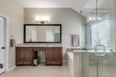 2136 Fountain Drive, Lewisville, TX 75067 - Photo 12