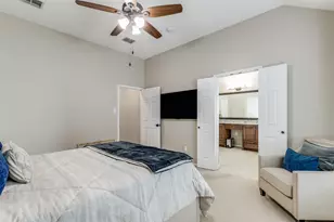 2136 Fountain Dr, Lewisville, TX 75067 - Photo 14