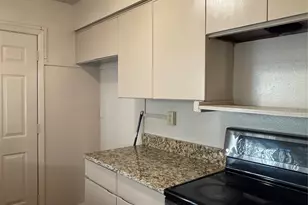 13422 Blossomheath, Dallas, TX 75240 - Photo 4