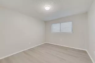 1704 Fieldstone Ct, Arlington, TX 76018 - Photo 12