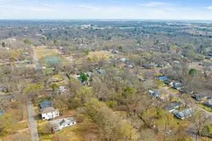 1080 Hearon Street E, Paris, TX 75460 - Photo 12