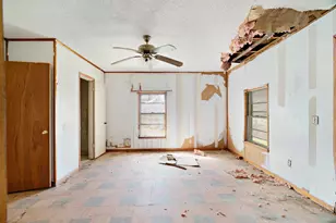 1080 Hearon Street E, Paris, TX 75460 - Photo 10