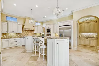 6545 Crown Forest Drive, Plano, TX 75024 - Photo 12