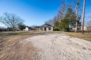 628 Co Rd 481, Buffalo, TX 75831 - Photo 28