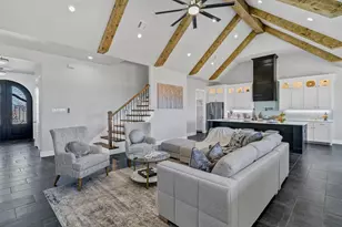 520 Highview Ct, Godley, TX 76044 - Photo 4