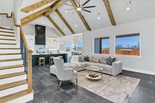 520 Highview Ct, Godley, TX 76044 - Photo 2