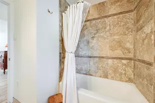 1745 Hilltop Dr, Garland, TX 75042 - Photo 18