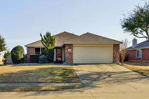 198 Brandie Mac Ln, Waxahachie, TX 75165 - Photo 2