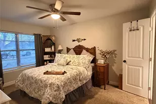 700 N Spears St, Alvarado, TX 76009 - Photo 14