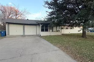 700 N Spears St, Alvarado, TX 76009 - Photo 2