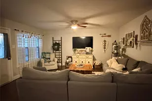 700 N Spears St, Alvarado, TX 76009 - Photo 12