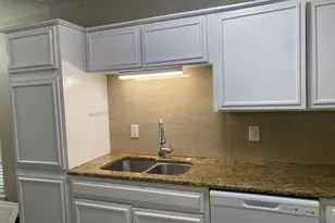 13652 Flagstone Ln, Dallas, TX 75240 - Photo 4