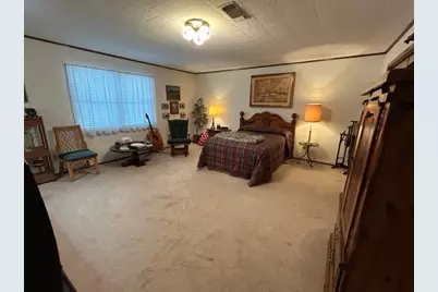 102 E Crockett Street, De Kalb, TX 75559 - Photo 16